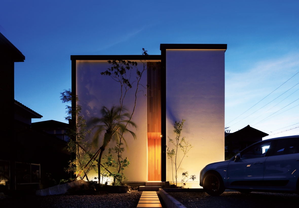 屋根付アウトドアリビング ＠舞鶴モデル 写真